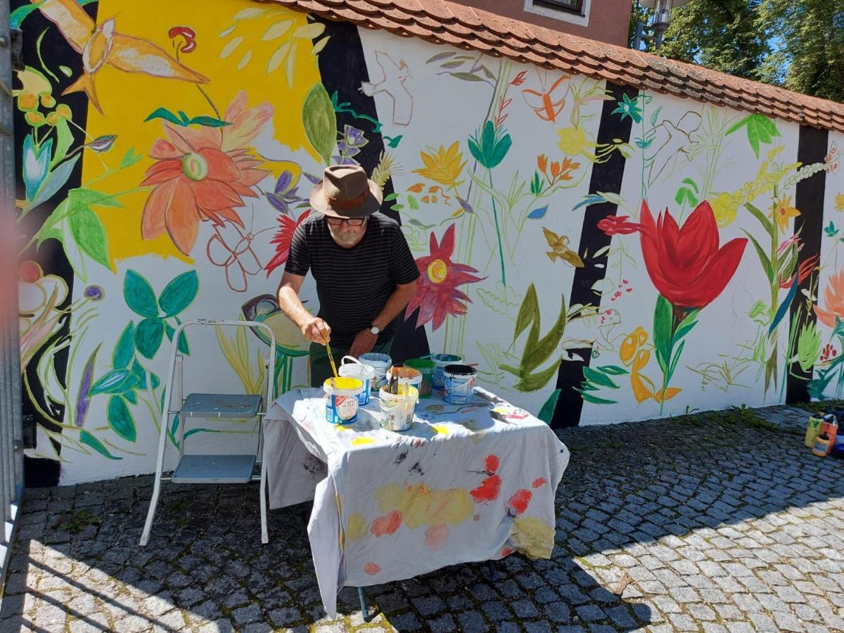 Hotel Bergbauer Mit Late-Self-Check-In Neuburg an Der Donau Dış mekan fotoğraf