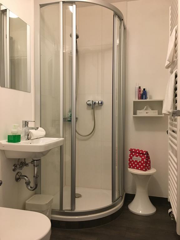 Hotel Bergbauer Mit Late-Self-Check-In Neuburg an Der Donau Dış mekan fotoğraf